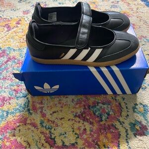 adidas Women’s Samba Jane Shoes